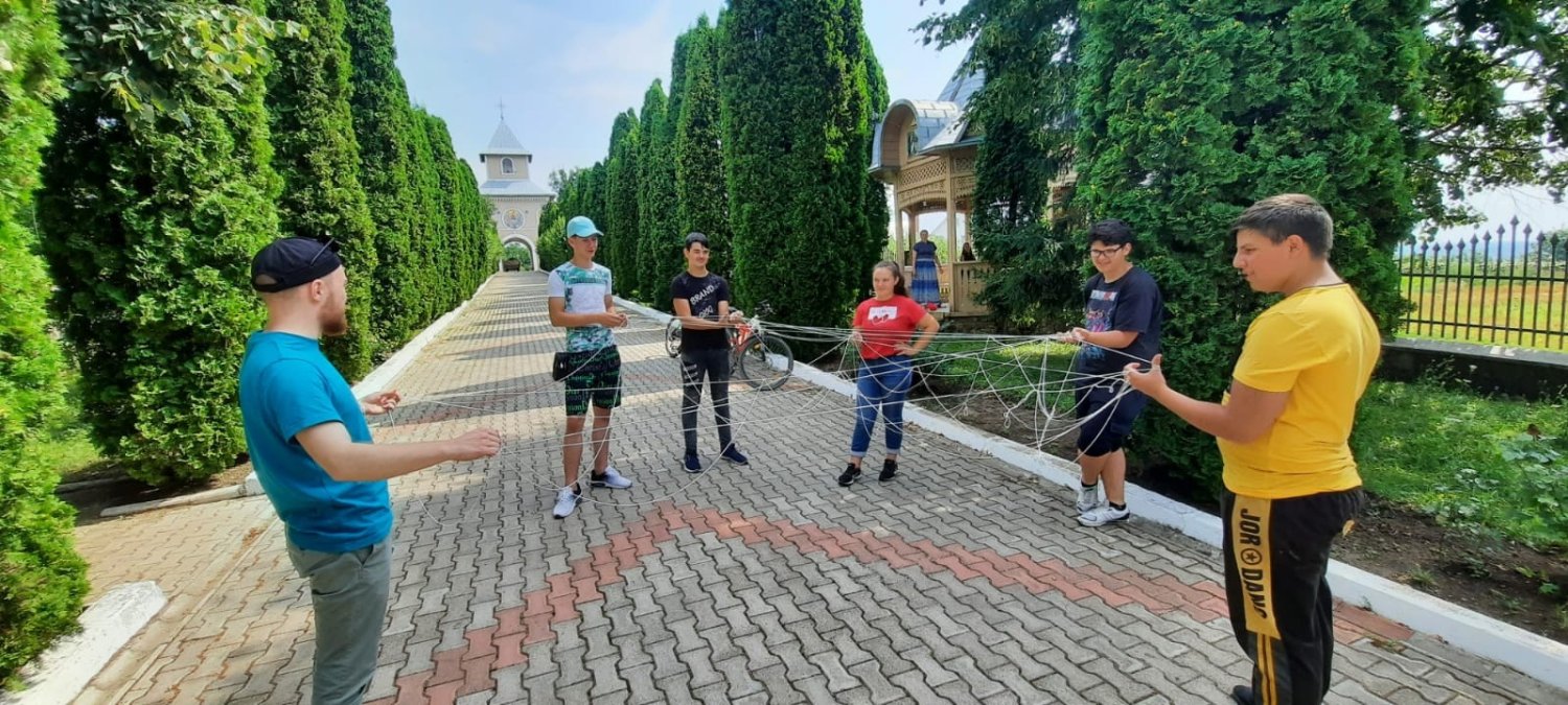 Alege şcoala zi de zi pentru viitor! 184239