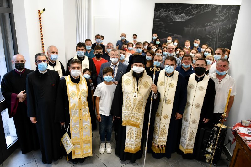 Sfințirea unui sediu a două instituții sociale din Italia 184398