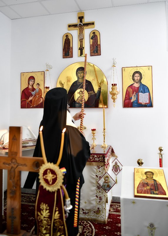 Sfințirea unui sediu a două instituții sociale din Italia 184399