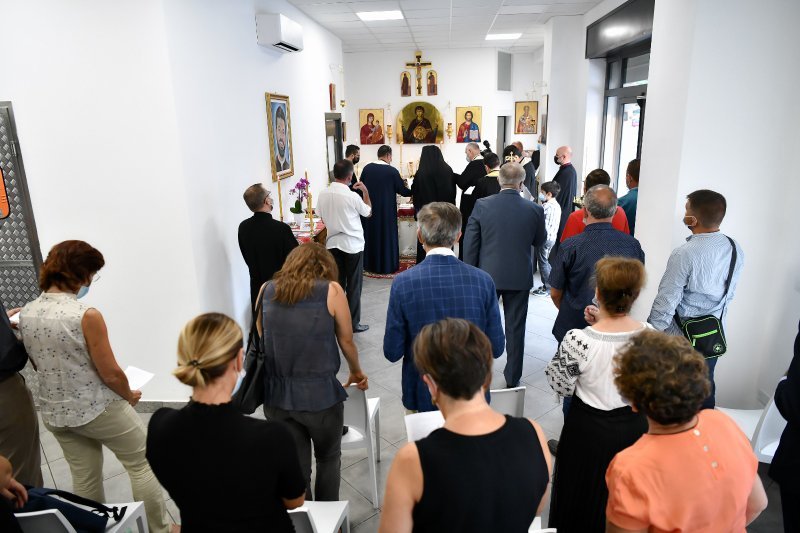 Sfințirea unui sediu a două instituții sociale din Italia 184400