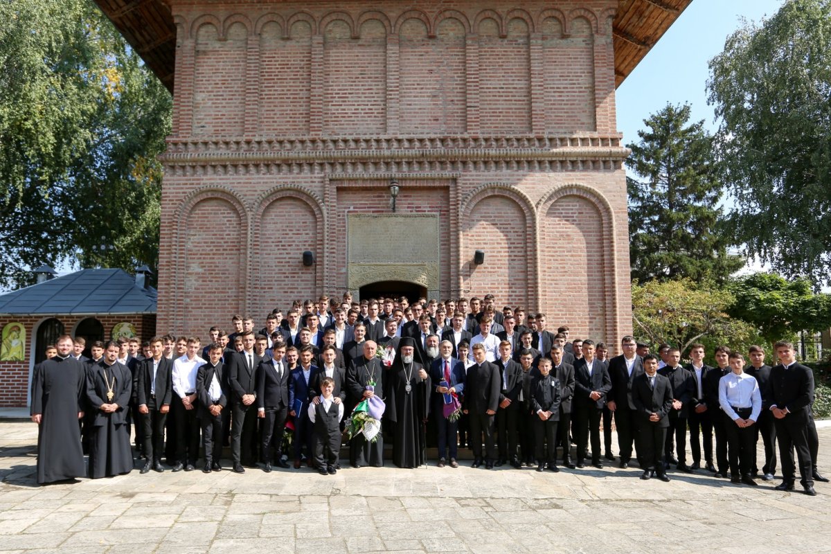 Deschiderea anului școlar la Seminarul Teologic din Buzău 184455