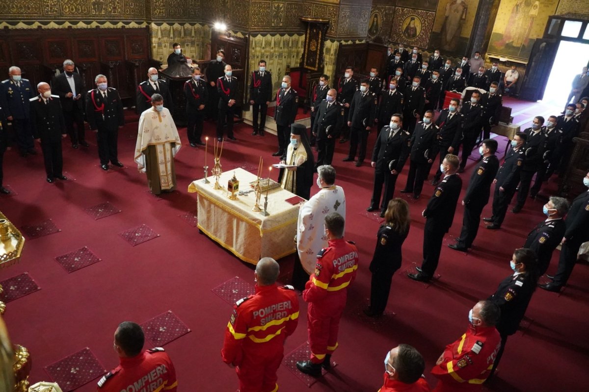 Sărbătoarea ocrotitorului spiritual al pompierilor români la Galaţi 184460