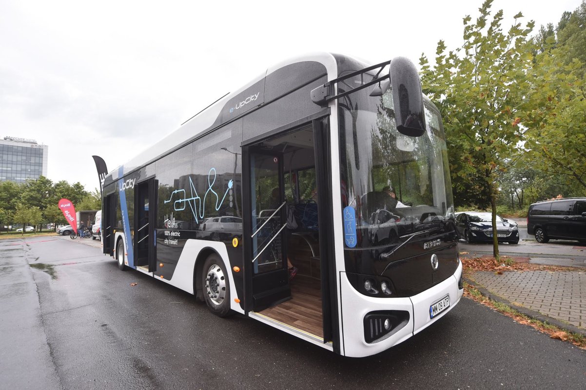 Transport gratuit specializat pentru elevii de clase primare 184432