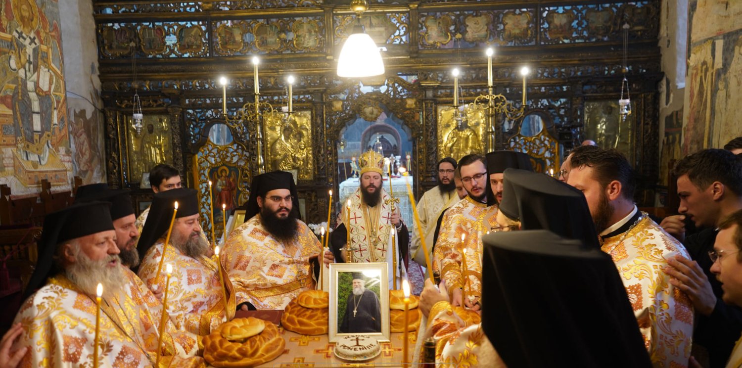 Părintele protosinghel David va fi înmormântat luni la Mănăstirea Cetățuia  184612