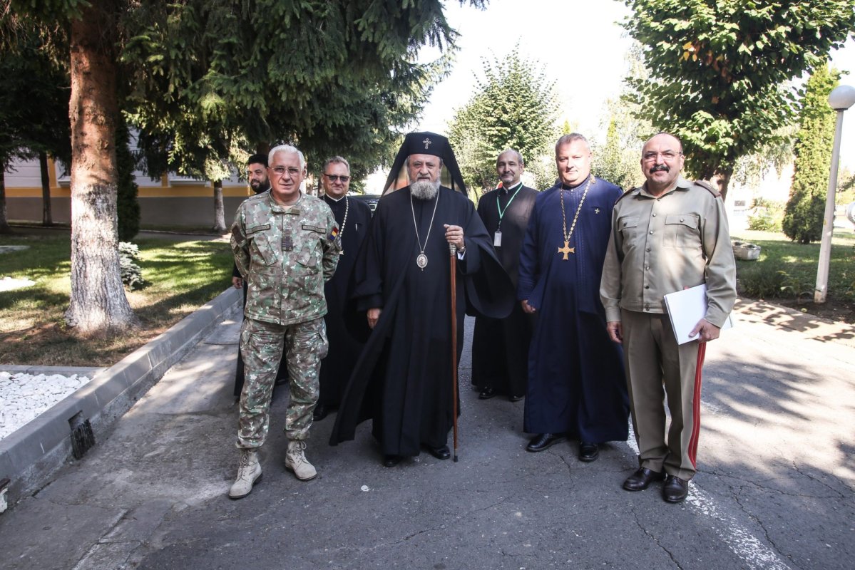 Sfinţirea capelei de la Şcoala de Instruire Militară pentru Comunicaţii din Sibiu 184730