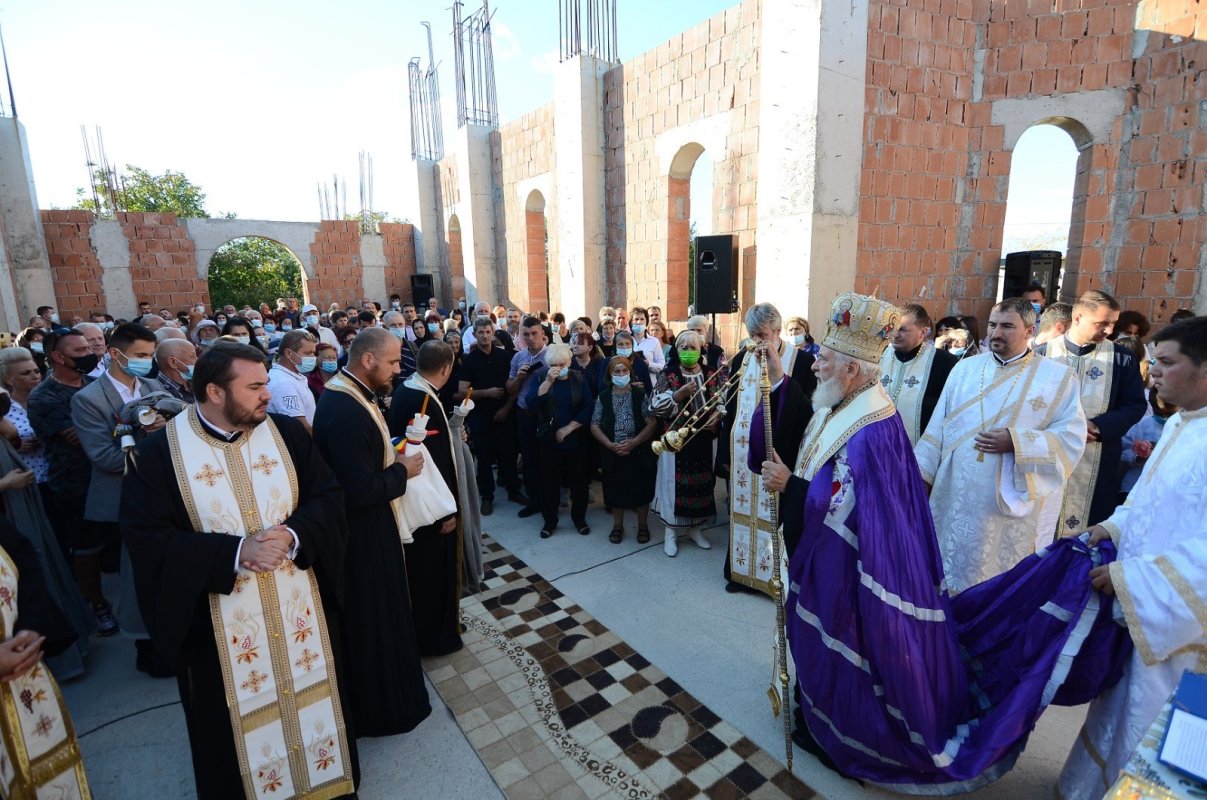 Punerea pietrei de temelie la biserica din localitatea dâmbovițeană Finta 184832