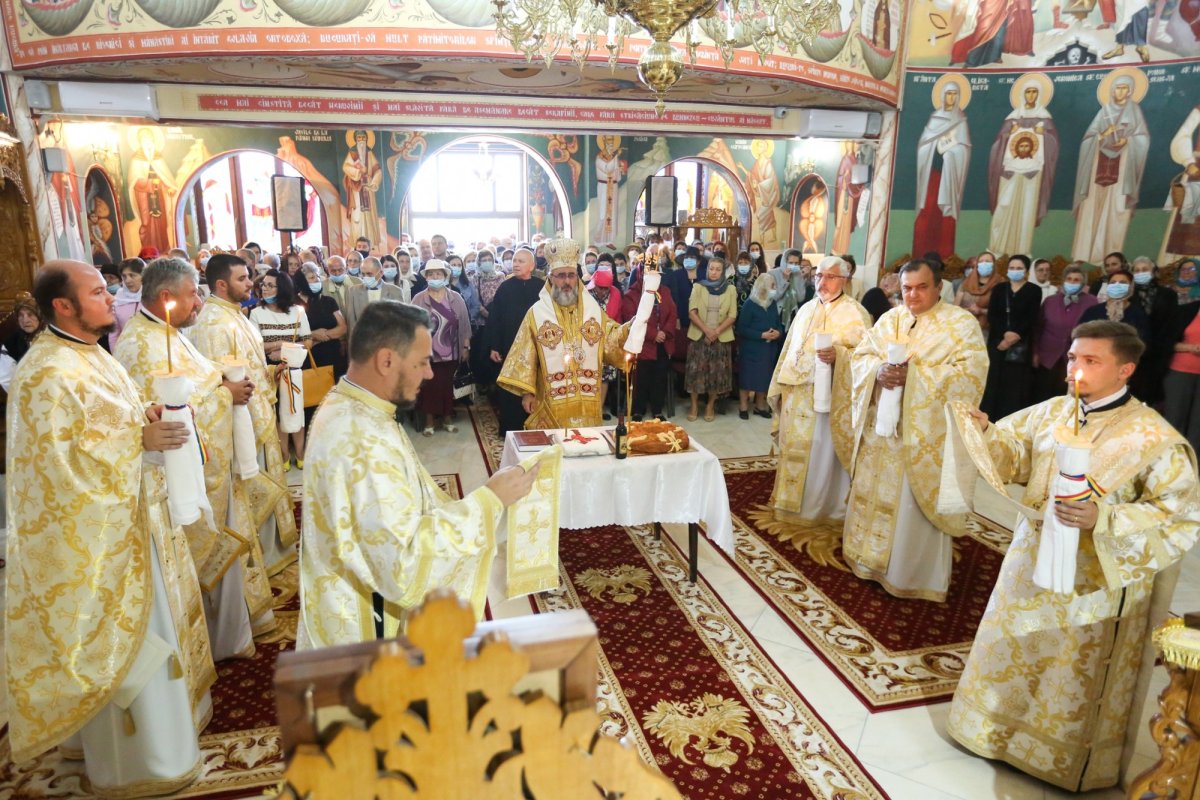 Veșmânt pictural nou pentru Biserica „Sfântul Mina” din Buzău 184829