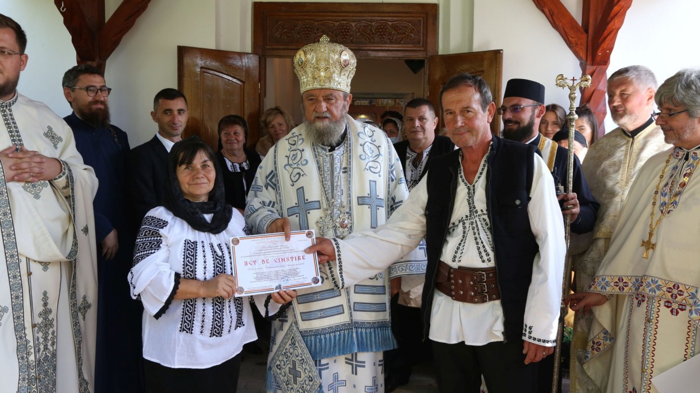 Zi de binecuvântare pentru comunitatea parohială din Veseud 184786