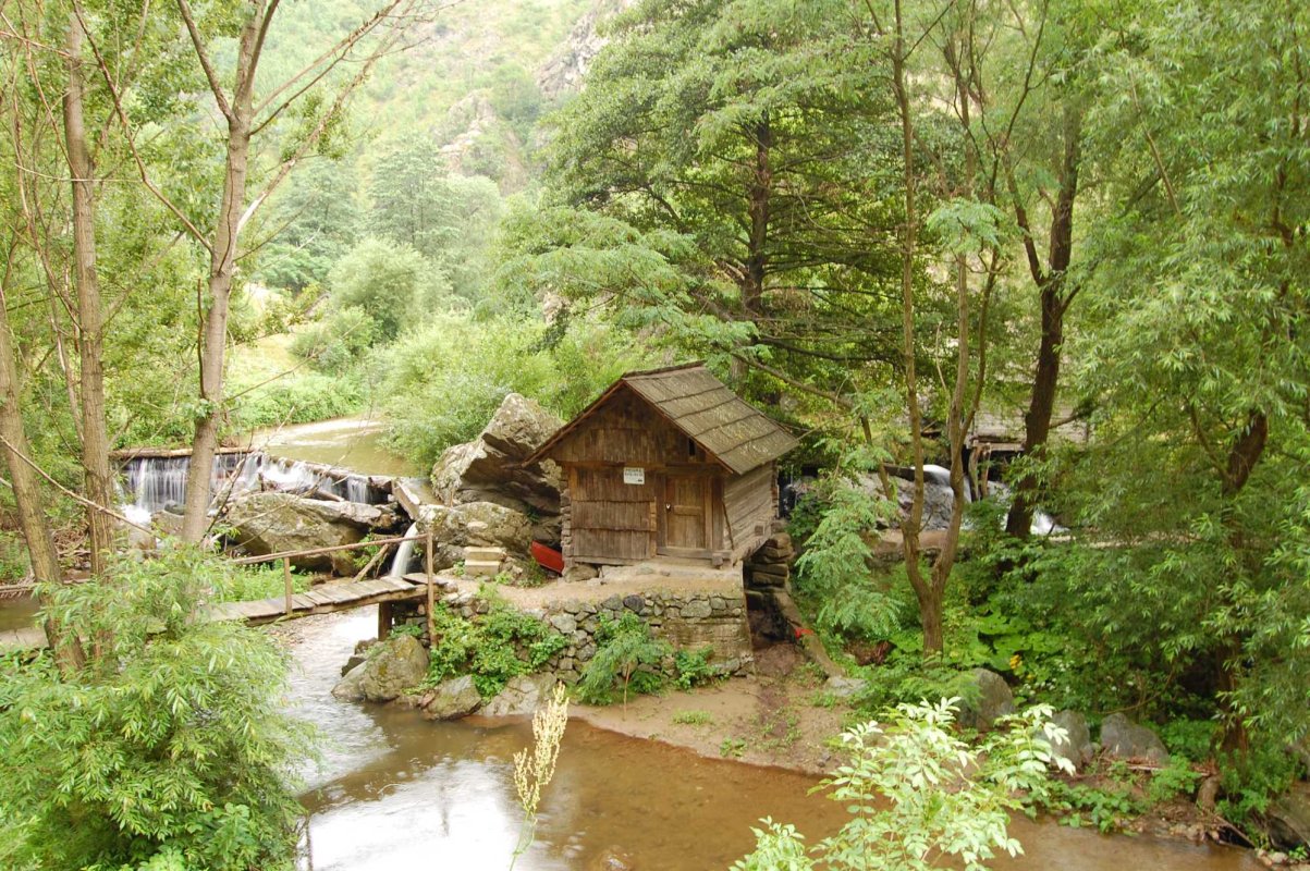 A fost inaugurat Traseul morilor 184872