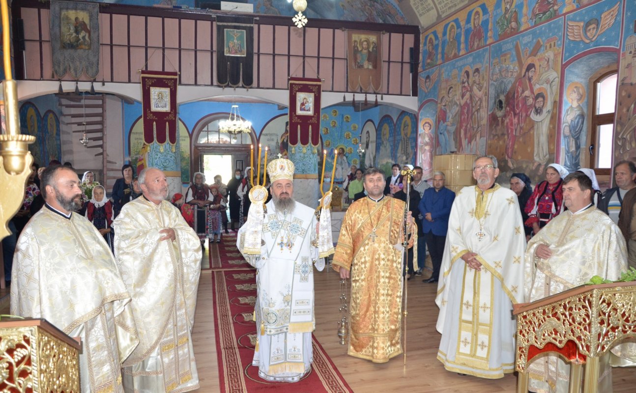 Binecuvântări arhiereşti în eparhia hunedoreană 184878