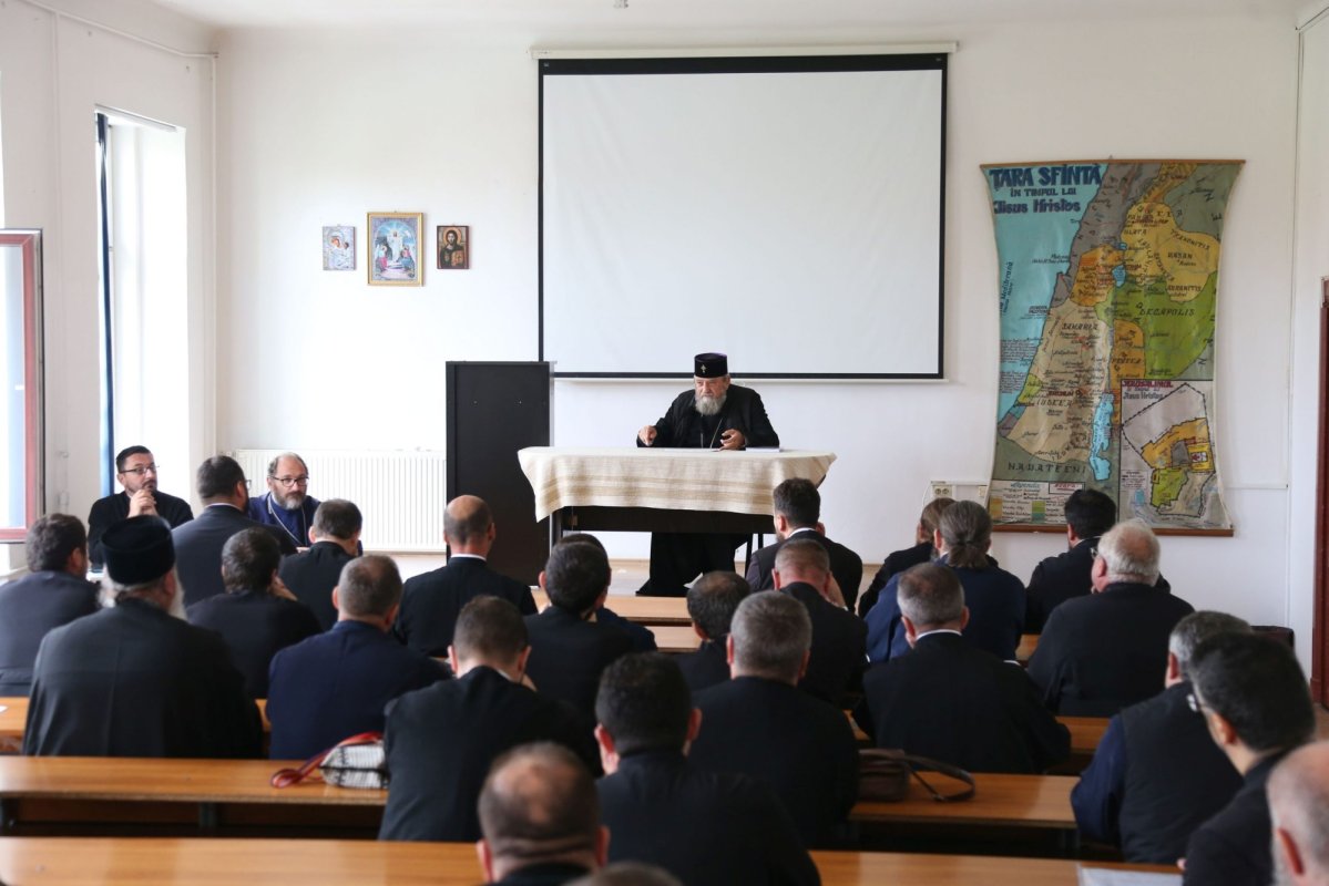 Cursuri la Sibiu pentru obţinerea gradelor profesionale în preoţie 185001