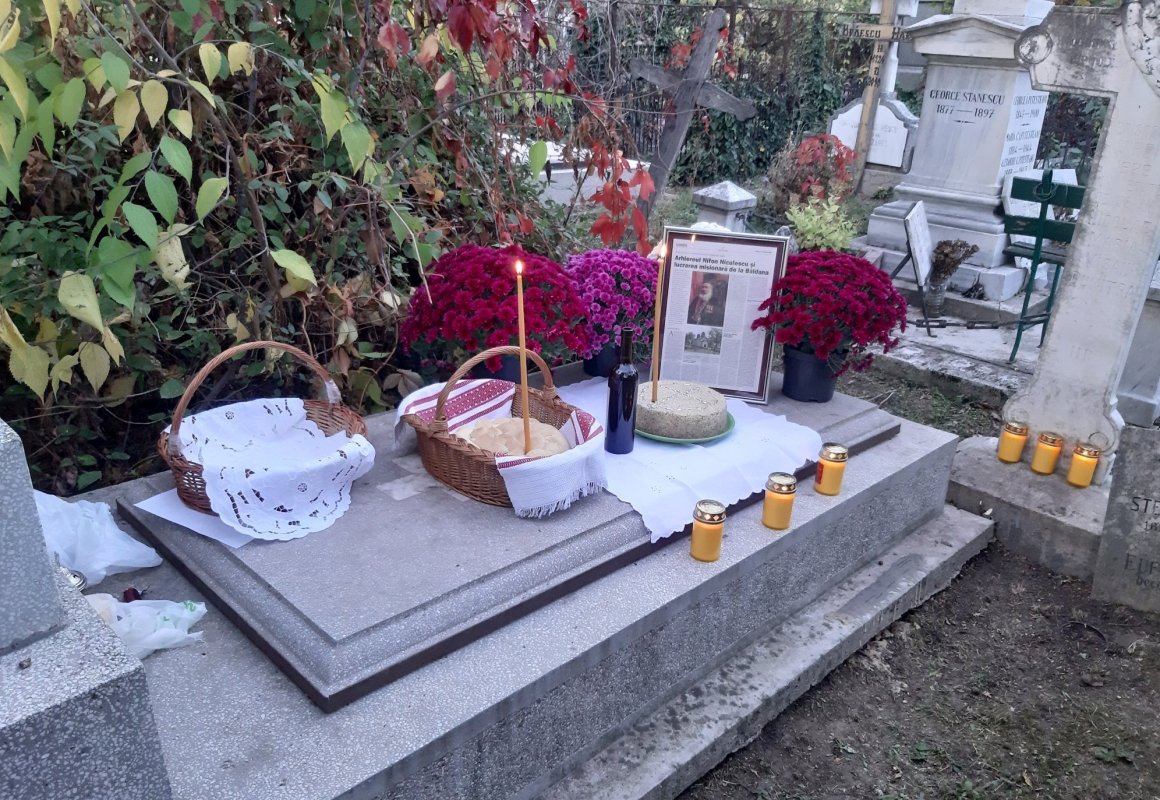 Deshumarea osemintelor Episcopului Nifon Niculescu al Dunării de Jos 184909