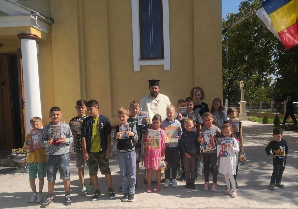 Proiectul filantropic „Ajută un copil să meargă la şcoală” în Protopopiatul Tinca 185006