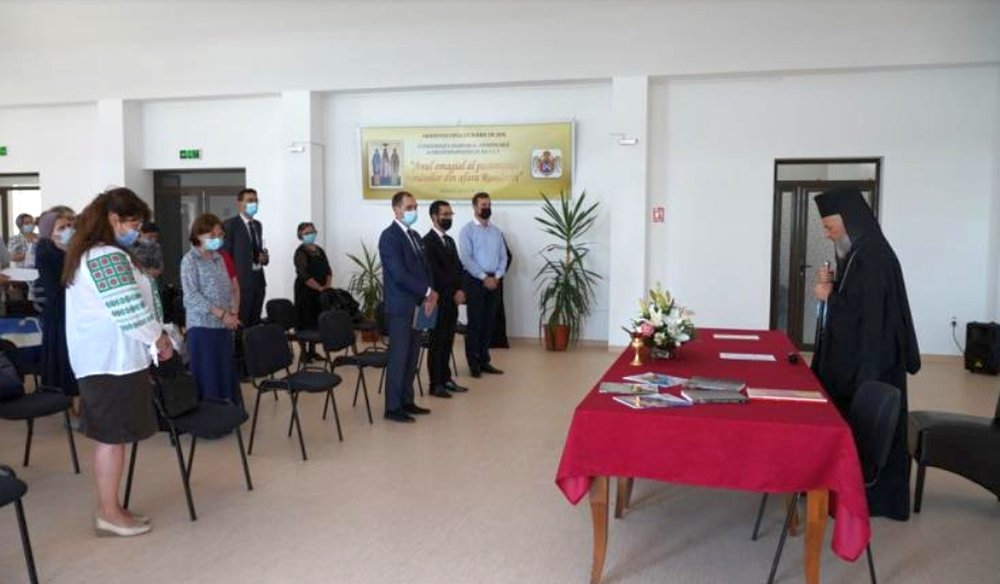 Revista presei 184940