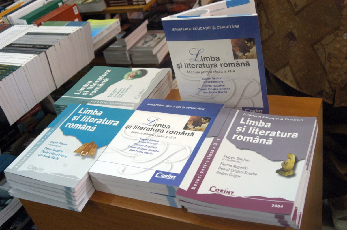 Copiii minorităţilor, sprijiniţi să înveţe limba română 185065