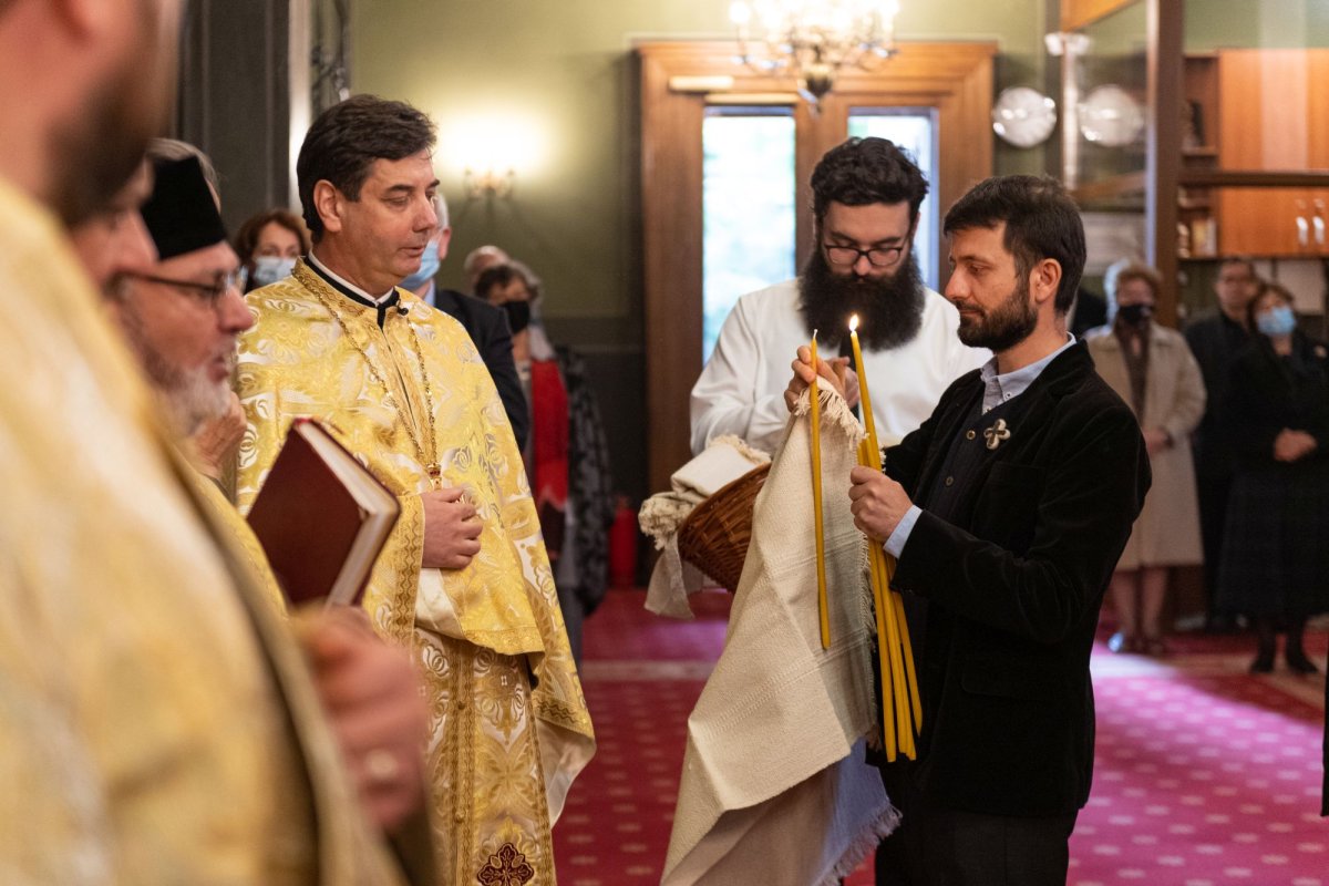 Slujbă de pomenire pentru Episcopul Nifon Niculescu la Biserica Albă din București 185195