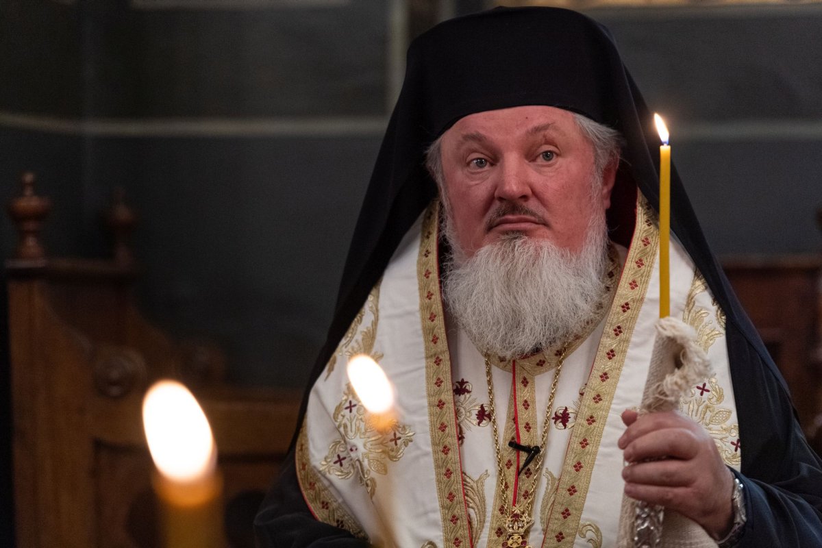 Slujbă de pomenire pentru Episcopul Nifon Niculescu la Biserica Albă din București 185208