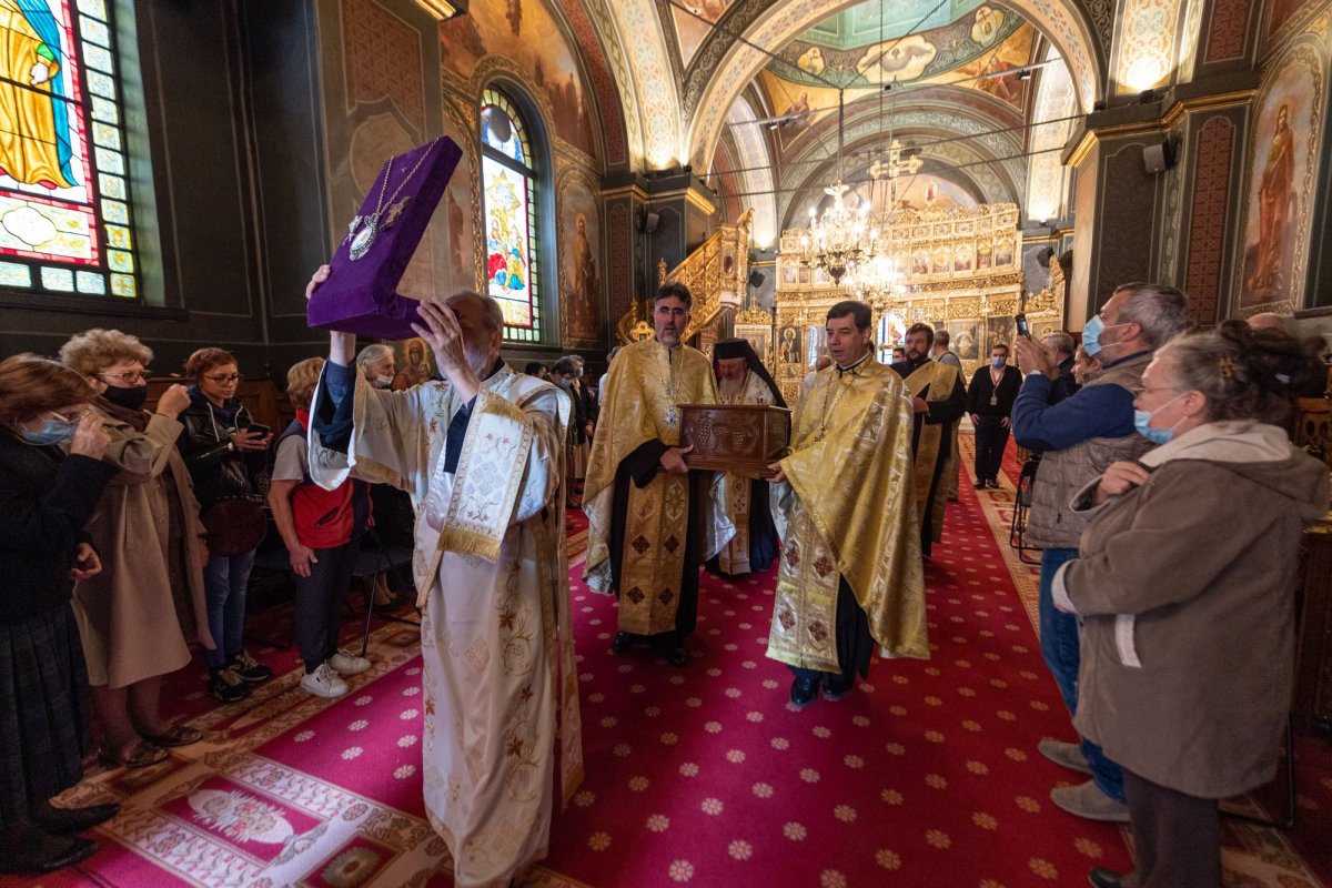 Slujbă de pomenire pentru Episcopul Nifon Niculescu la Biserica Albă din București 185214