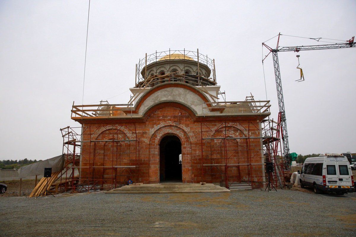 Slujbă arhierească la Așezământul pentru copii orfani de la Dorolea, Bistriţa-Năsăud 185258