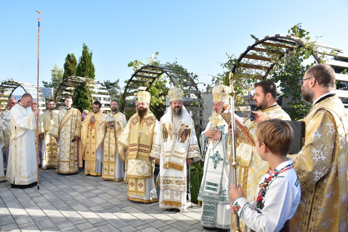 Biserica „Adormirea Maicii Domnului” din Cluj-Napoca, resfințită la 60 de ani de la târnosire 185648