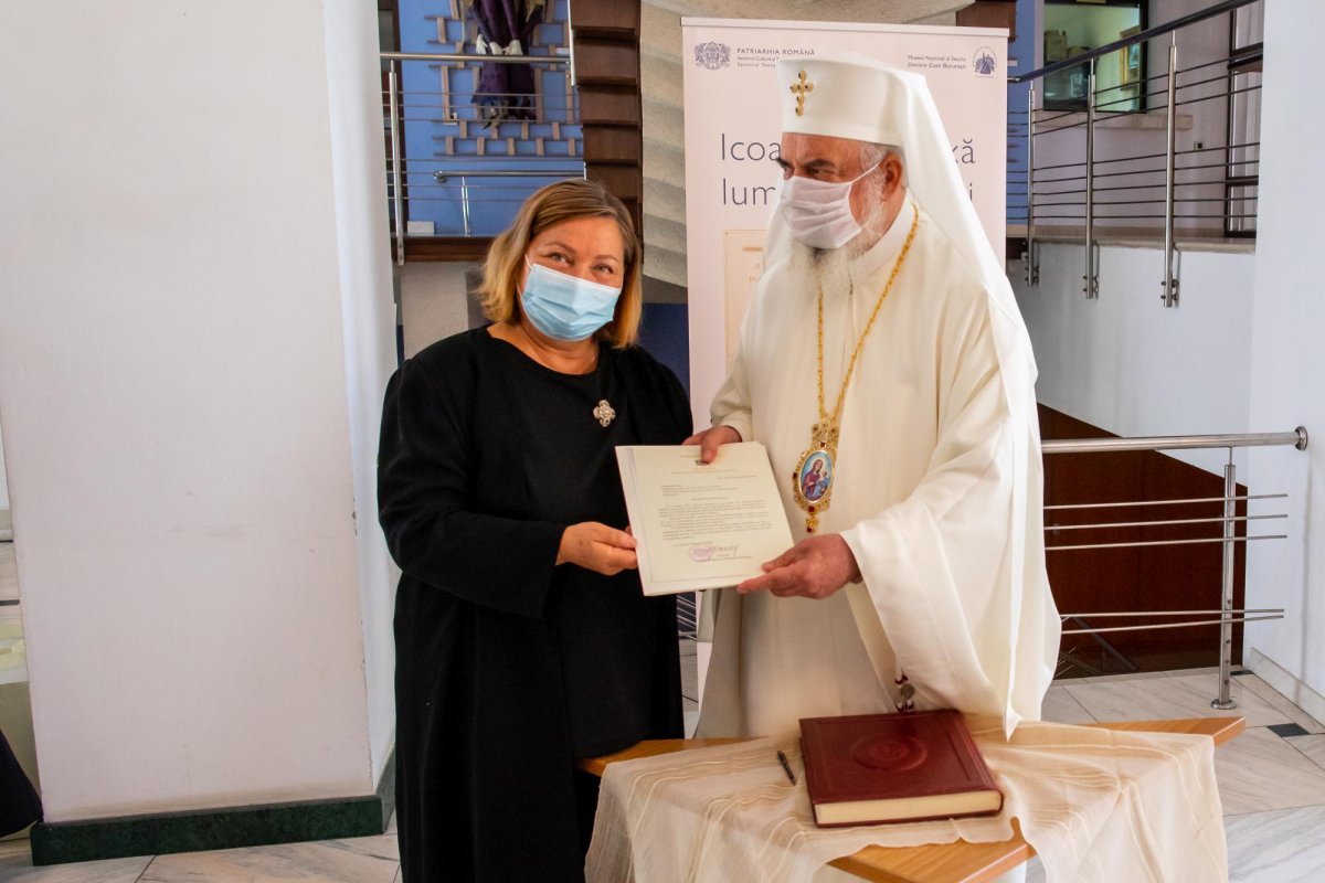 Patriarhul României în vizită la Muzeul Național al Satului 185703