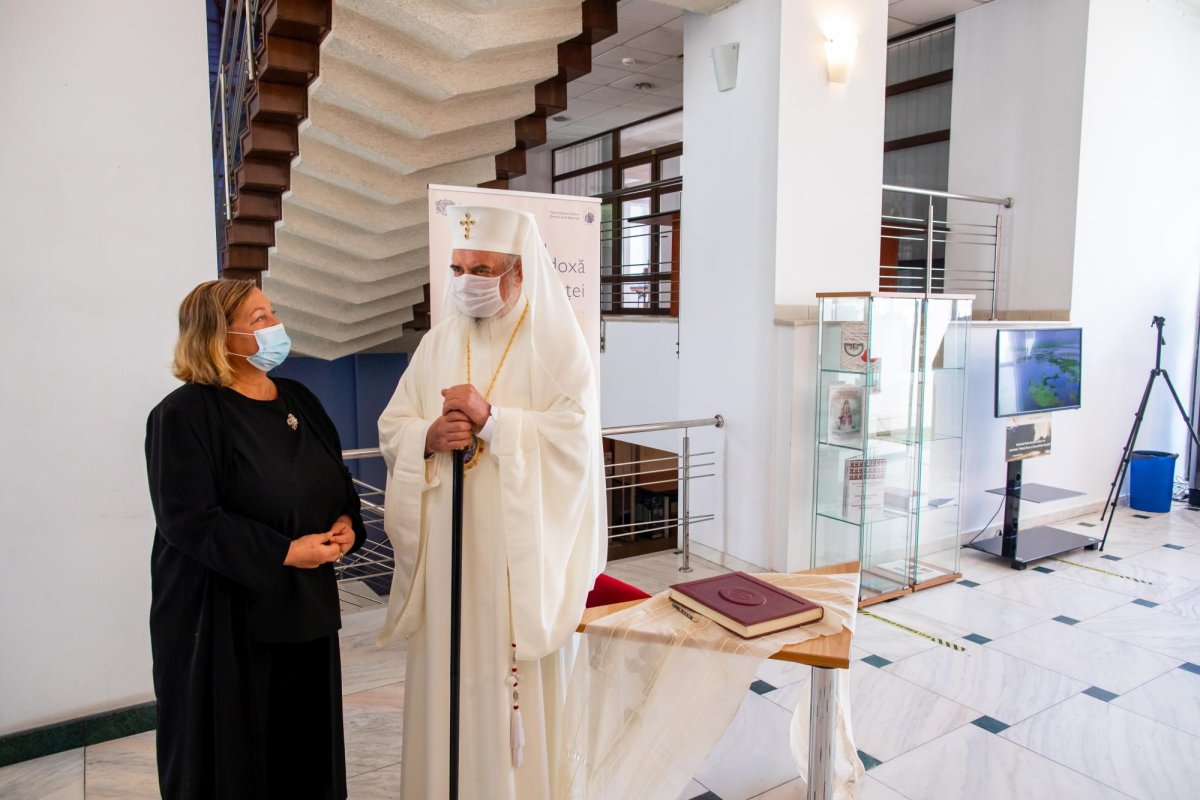 Patriarhul României în vizită la Muzeul Național al Satului 185709