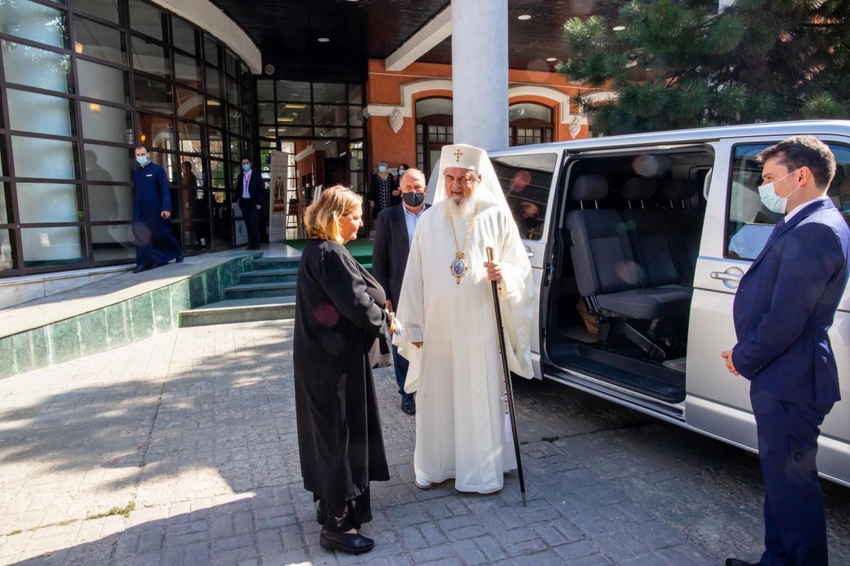 Patriarhul României în vizită la Muzeul Național al Satului 185718