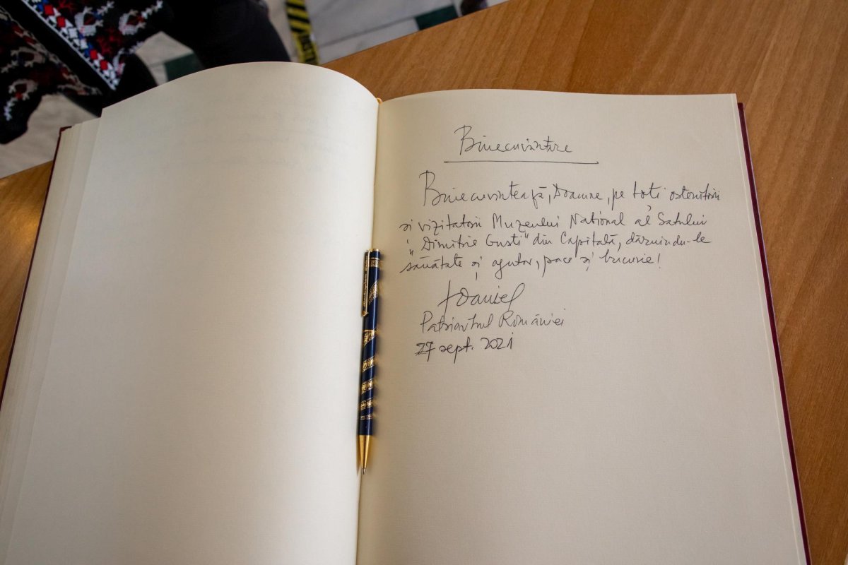 Patriarhul României în vizită la Muzeul Național al Satului 185720