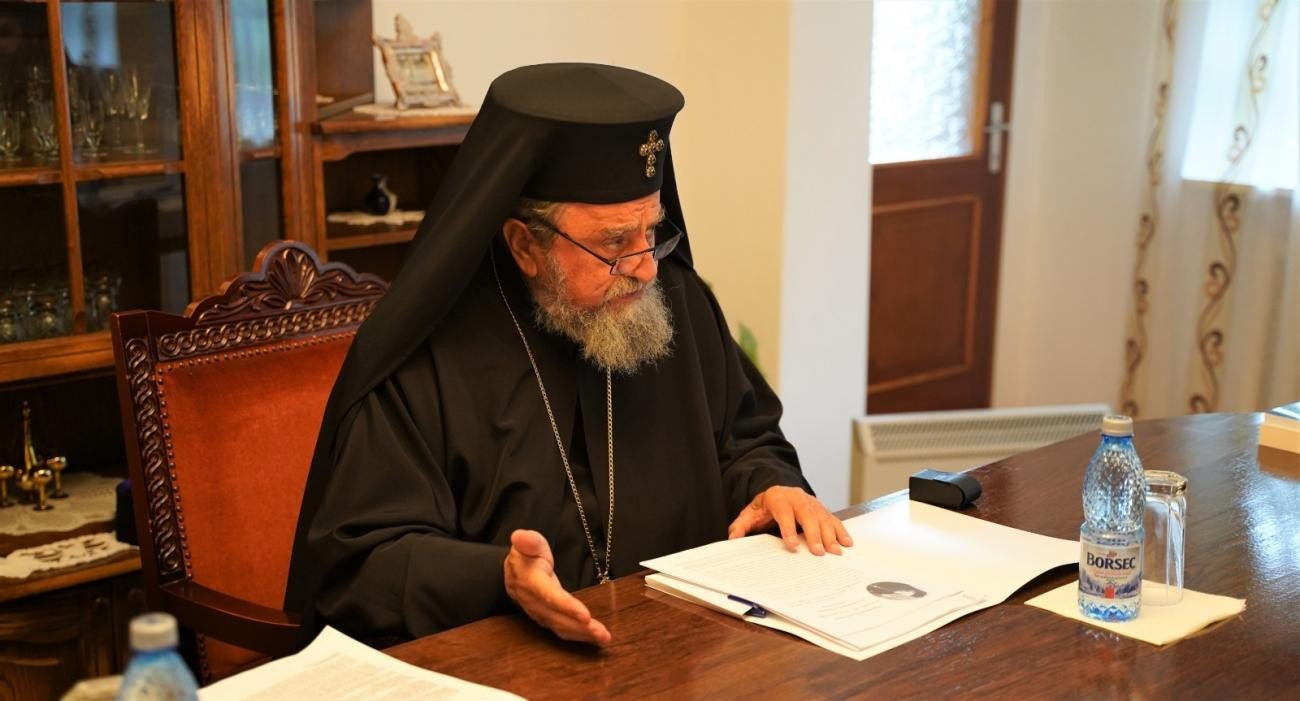 Ședința de lucru a Sinodului mitropolitan al Mitropoliei Ardealului la Mănăstirea Râmeț 185940