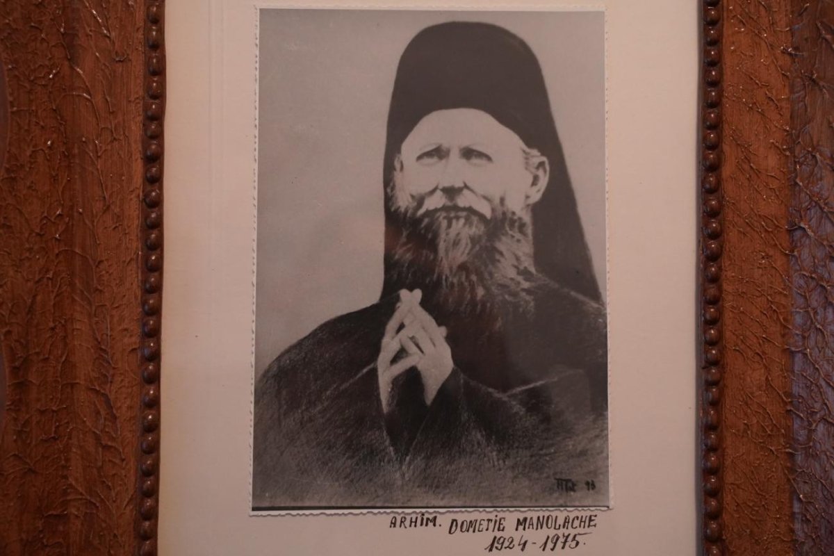 Ședința de lucru a Sinodului mitropolitan al Mitropoliei Ardealului la Mănăstirea Râmeț 185944