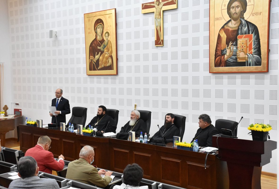 Simpozionul „100 de ani de la alegerea Episcopului Nicolae Ivan” - Centenarul Eparhiei Clujului 185951