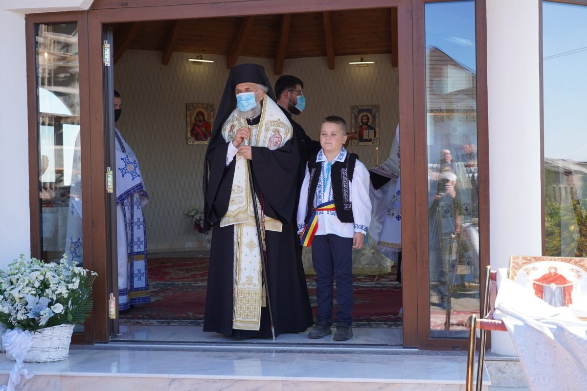 Sărbătoarea Acoperământului Maicii Domnului la schitul închinat ei din Câmpia Covurluiului 186427