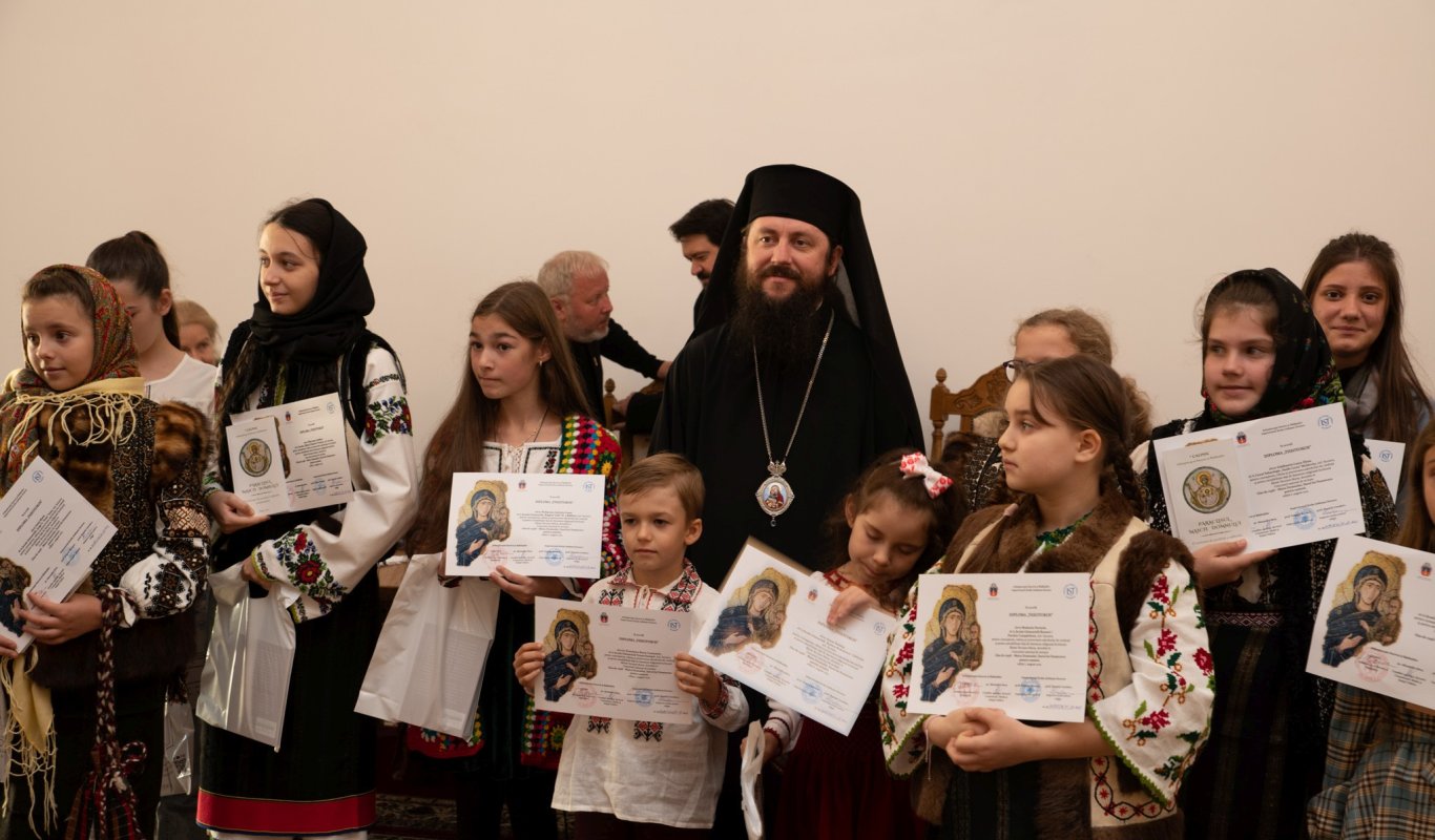Premierea câștigătorilor concursului „Glas de copil - Maica Domnului, Darul lui Dumnezeu pentru oameni” 186509