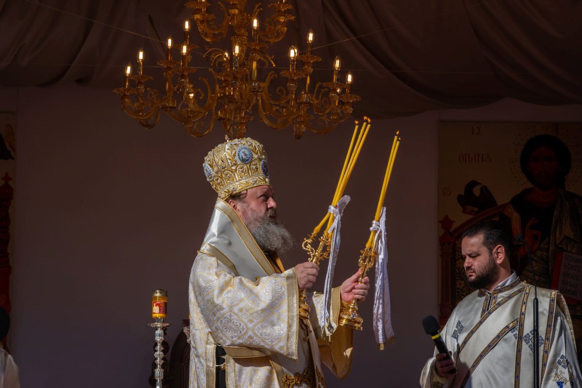 Veșmânt de har pentru biserica Parohiei Brâncuși din Capitală 186729