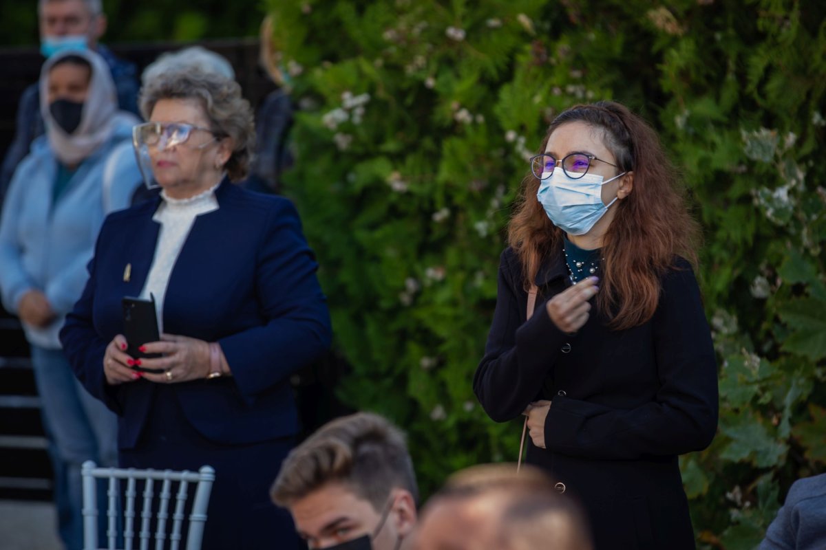 Veșmânt de har pentru biserica Parohiei Brâncuși din Capitală 186730