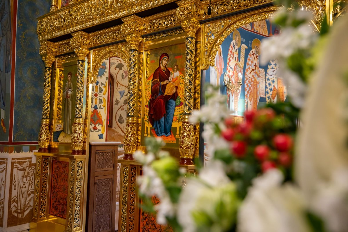 Veșmânt de har pentru biserica Parohiei Brâncuși din Capitală 186736