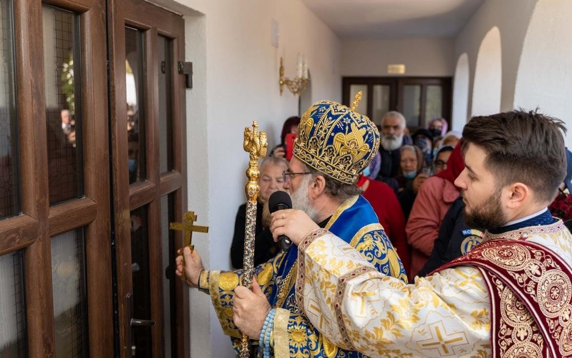 Târnosire de biserică în Fulgeriș, Bacău 186959