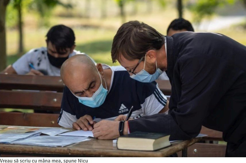 Revista presei 186939