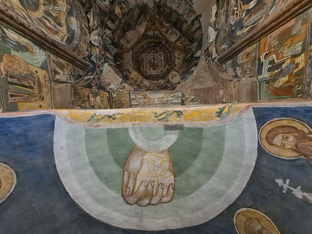 Biserica Arbore, o fidelă cronică a epocii din care vine 187193