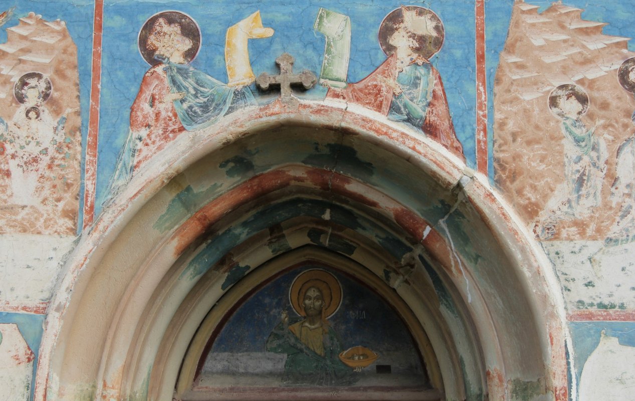 Biserica Arbore, o fidelă cronică a epocii din care vine 187211