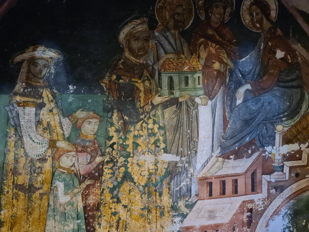 Biserica Arbore, o fidelă cronică a epocii din care vine 187223