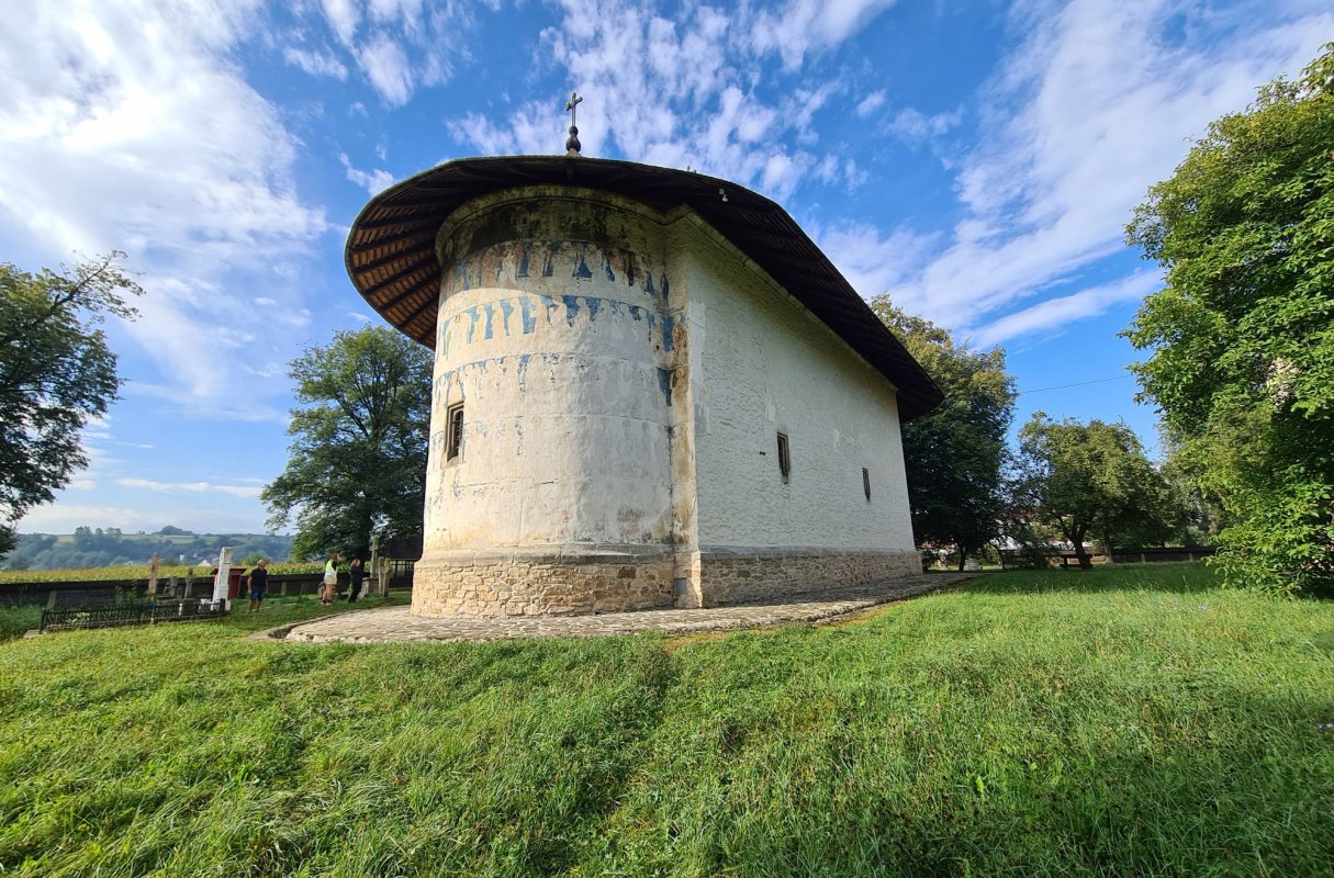 Biserica Arbore, o fidelă cronică a epocii din care vine 187226