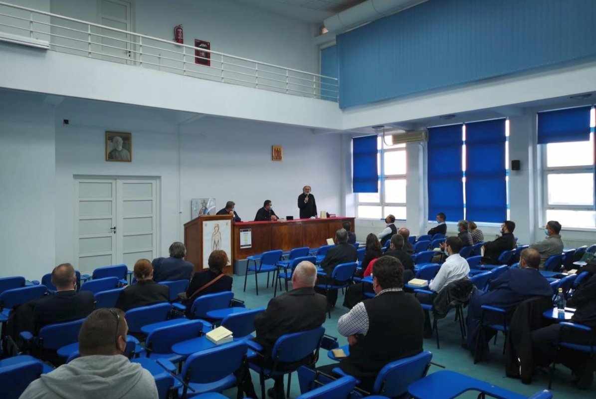 Lansare de carte la Facultatea de Teologie Ortodoxă din Alba Iulia 187385