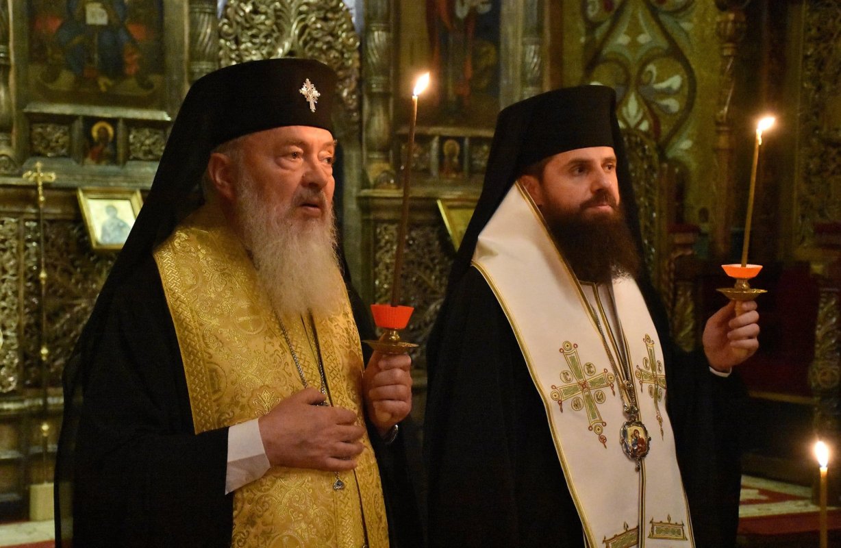 Slujbă de pomenire pentru sufletul „Bunului Episcop Vasile” 187461