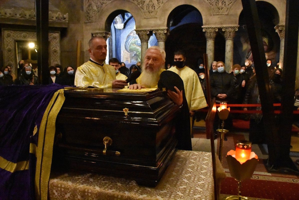 Slujbă de pomenire pentru sufletul „Bunului Episcop Vasile” 187463