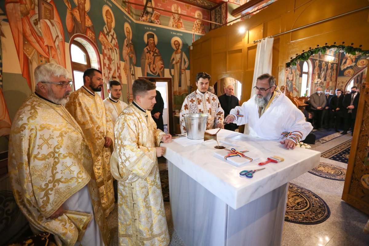 Sfințirea bisericii Parohiei Mihai Viteazul din Buzău 187763