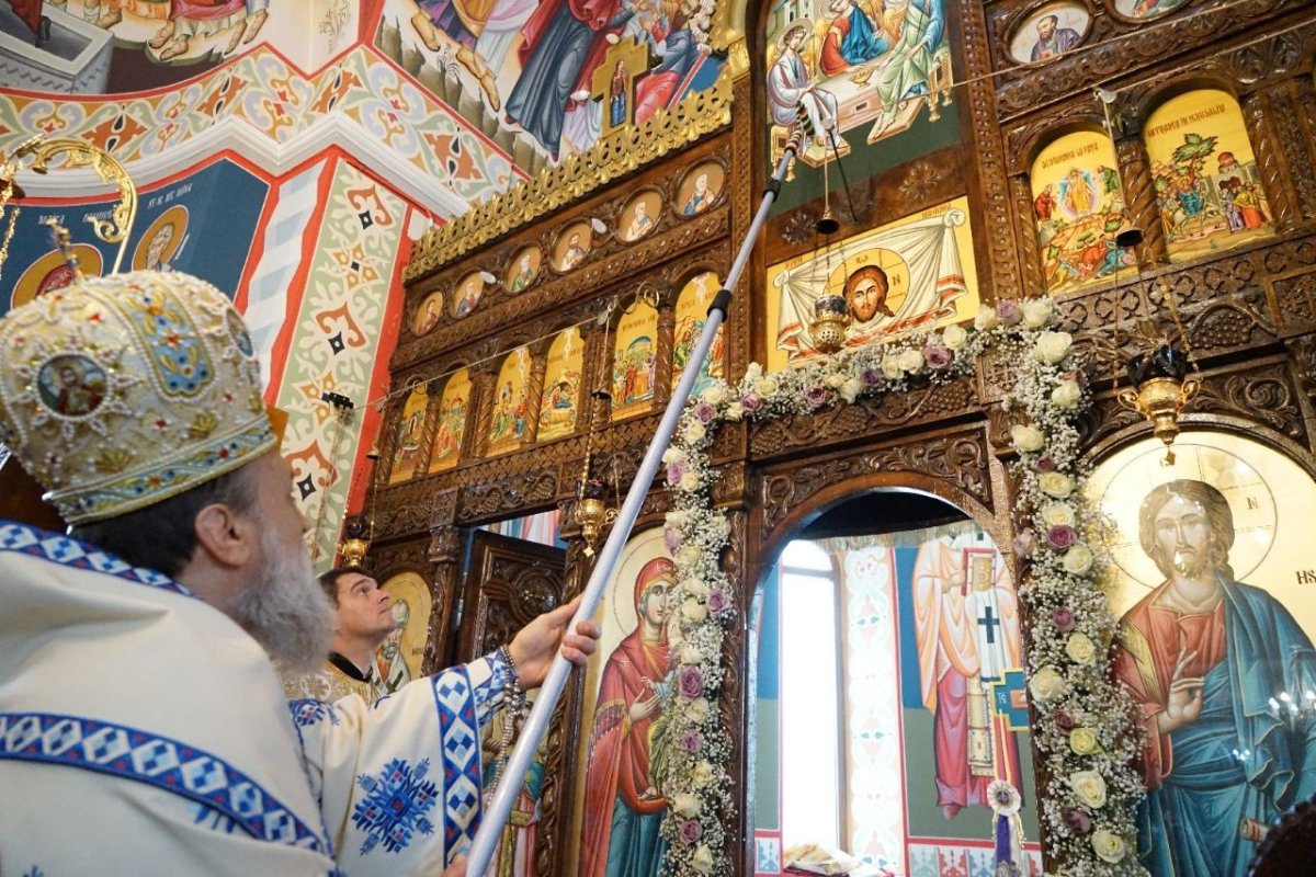 Veșmânt pictural înnoit pentru un lăcaș din județul Călărași 187766