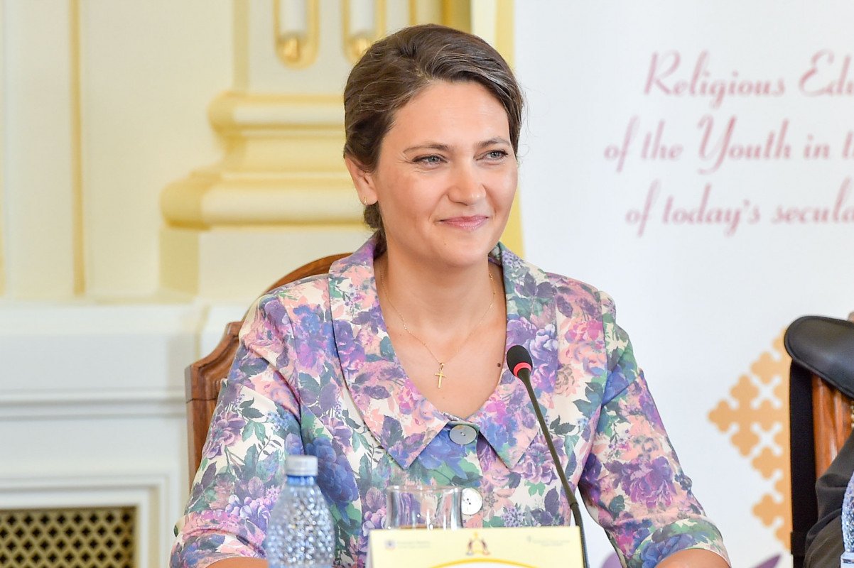 Viața profesorului de religie - mărturie vie a credinței 187650