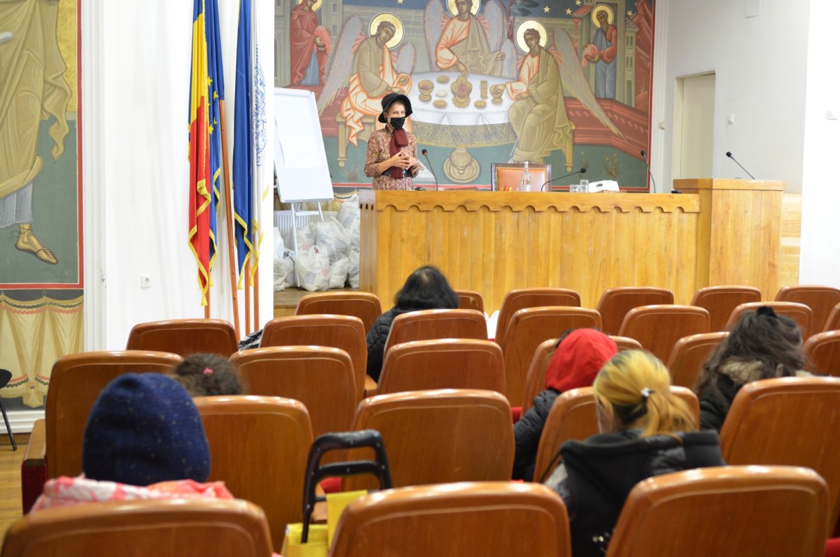 Continuă proiectul „Educație pentru sănătate în comunitate” 187887