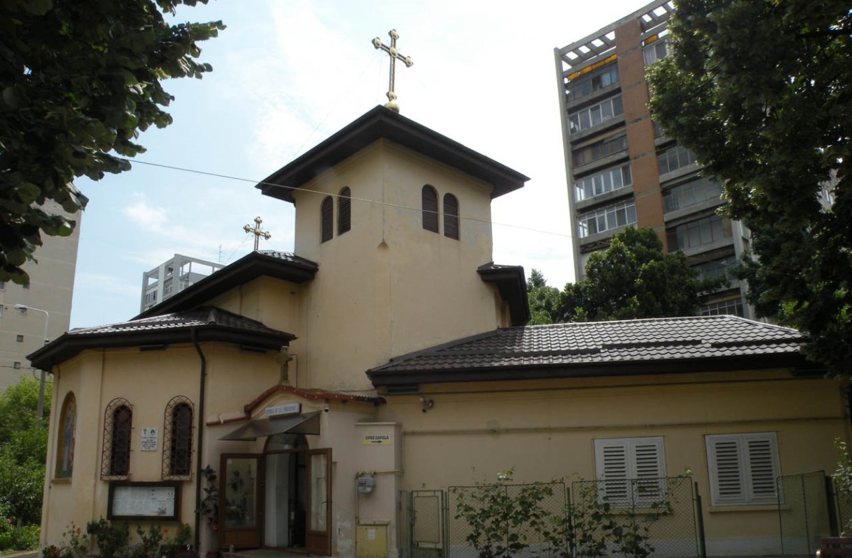 Moaștele Sfântului Calinic de la Cernica sosesc într-o parohie bucureșteană 187891